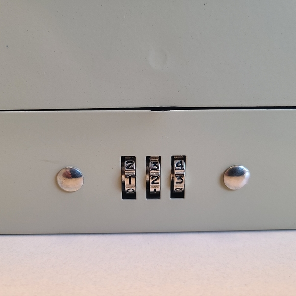 MMF Industries brand Metal Cash Box - Picture 2 of 6